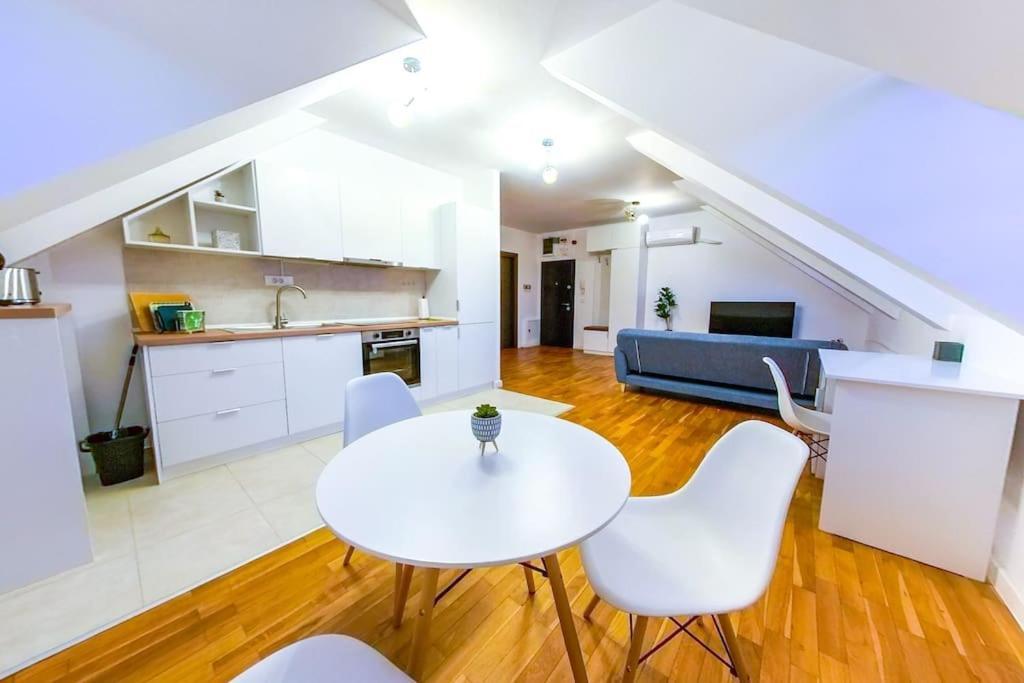 Bucharest Central D Apartment 외부 사진